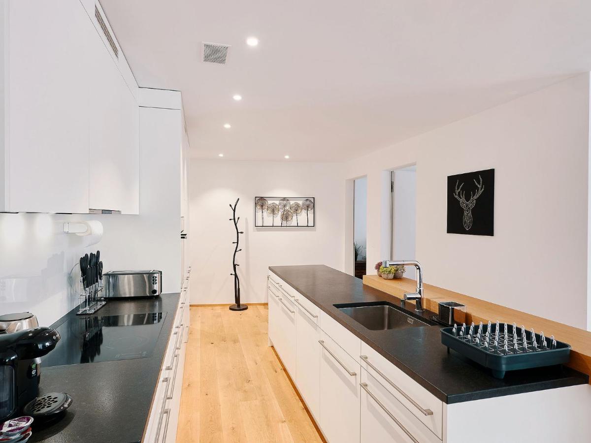 Montanas - Luxuswohnung Mit Kamin - Nahe Caumasee & Talstation Flims Esterno foto