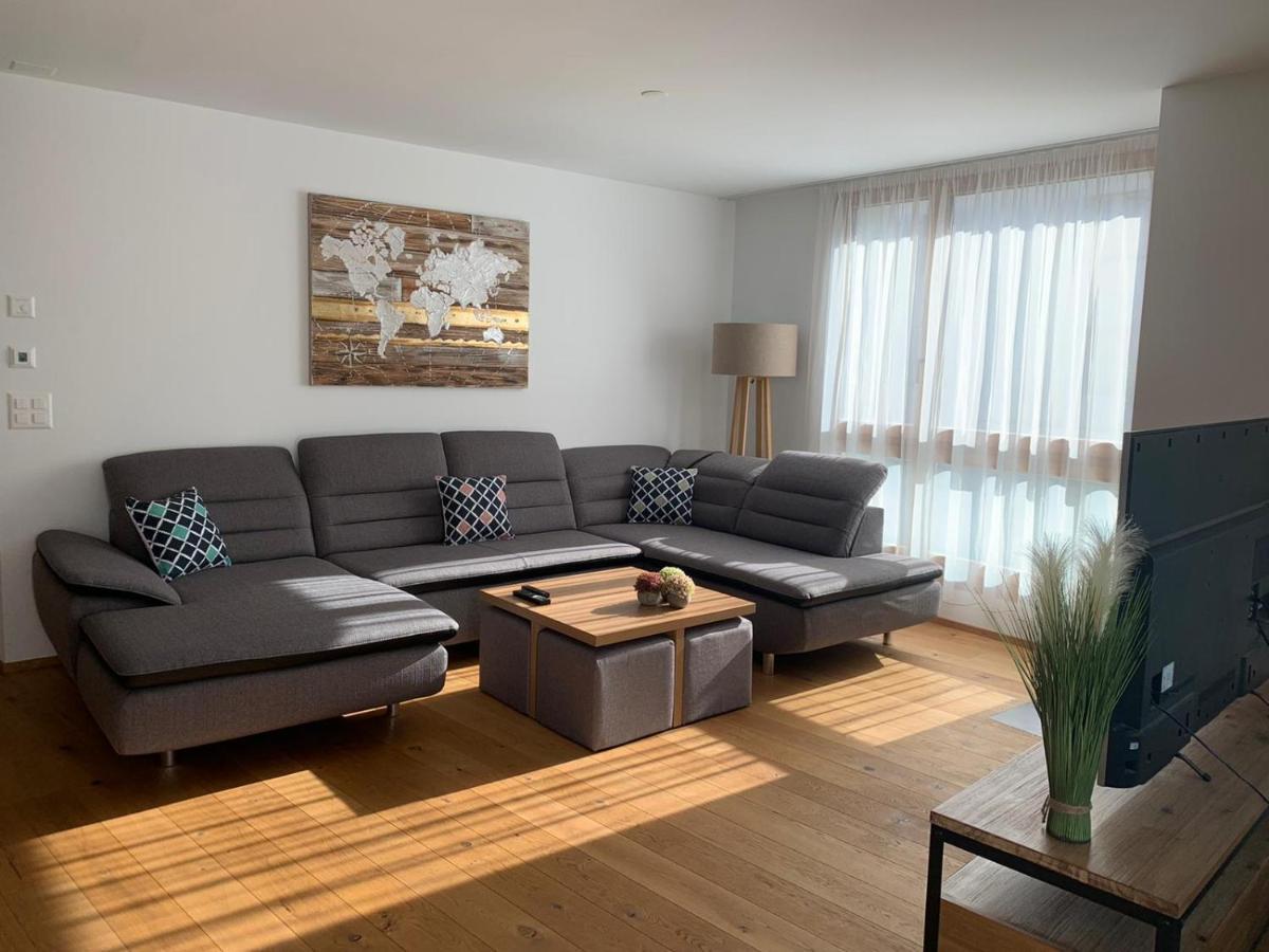 Montanas - Luxuswohnung Mit Kamin - Nahe Caumasee & Talstation Flims Esterno foto