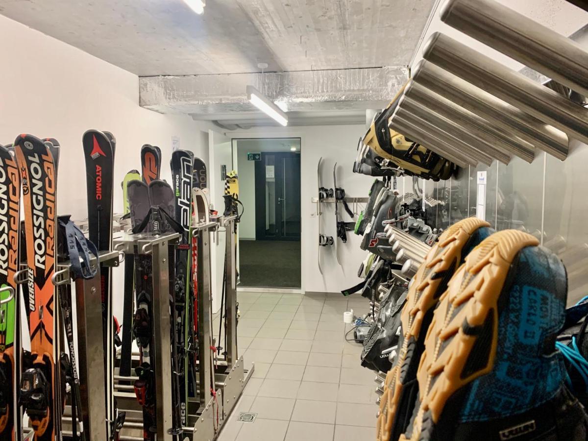 Montanas - Luxuswohnung Mit Kamin - Nahe Caumasee & Talstation Flims Esterno foto
